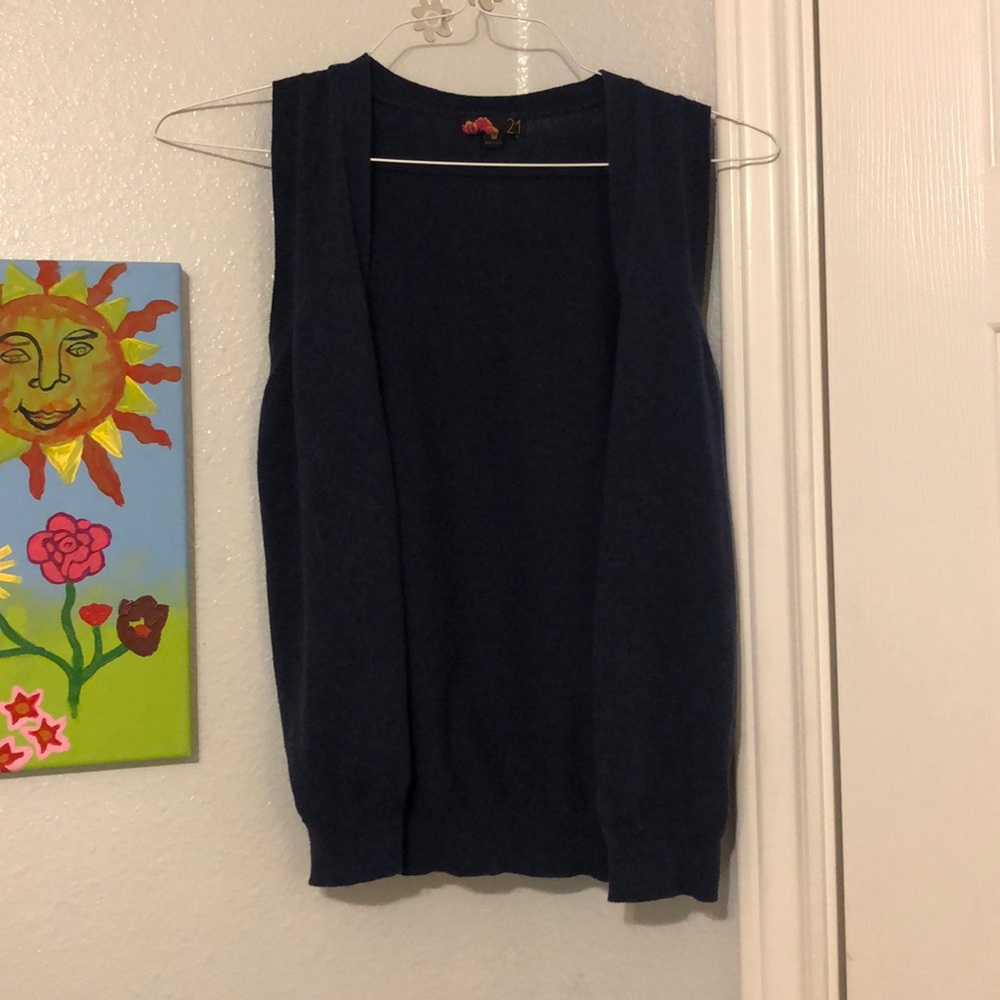 Sleeveless Vest
